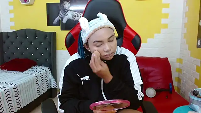 Snapshot of lara_jean23 chatting on October 2025 02:06:02 PM lara jean23 online show from October 2025 02:06:02 PM