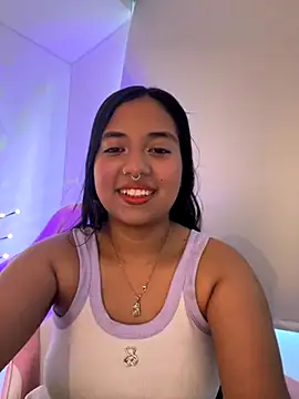 aly nicols online show from October 2025 10:17:02 PM