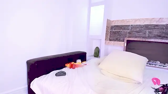 Cleopatriagad online show from March 2026 11:12:01 AM