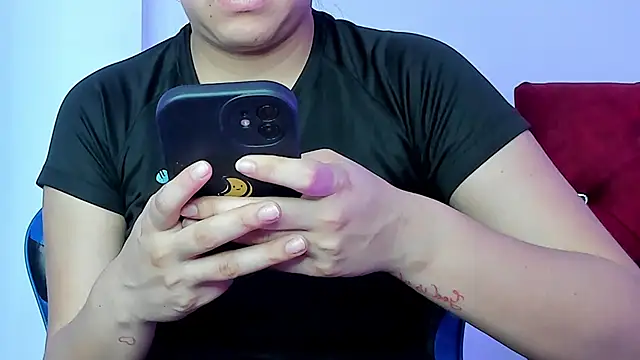 kittymonroe1 online show from April 2026 04:30:01 PM