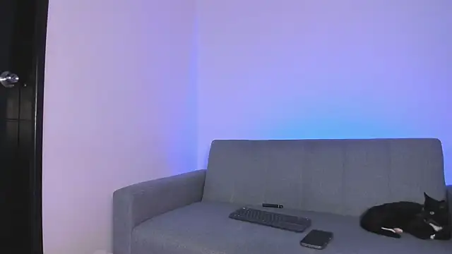 Snapshot of miah_storm chatting on January 2026 02:17:01 AM miah storm online show from January 2026 02:17:01 AM