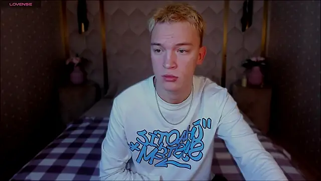 Derek Banville online show from January 2026 07:39:01 PM