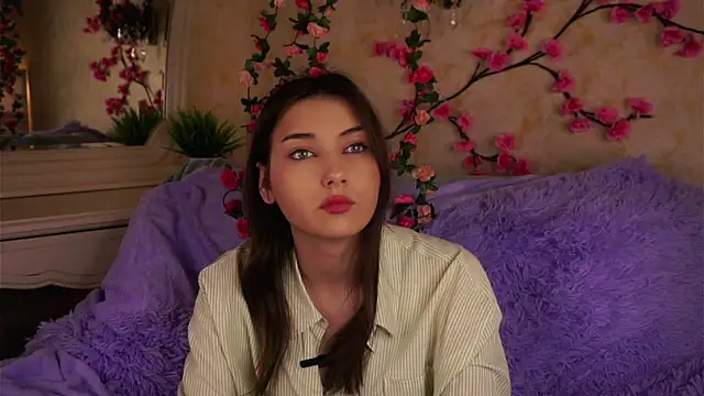 KateCahee online show from November 2025 02:21:02 AM