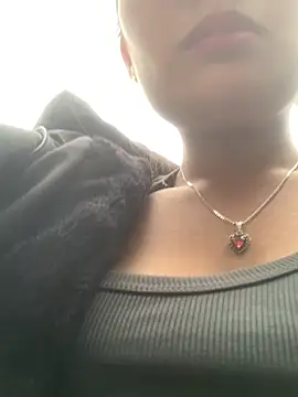 Snapshot of Lara-11 chatting on December 2025 02:05:02 AM Lara-11 online show from December 2025 02:05:02 AM