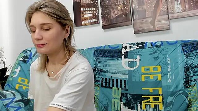 Tenderly Sophie online show from March 2026 01:29:02 AM