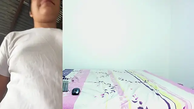 AshleyDeLuca  online show from December 2025 02:35:02 PM