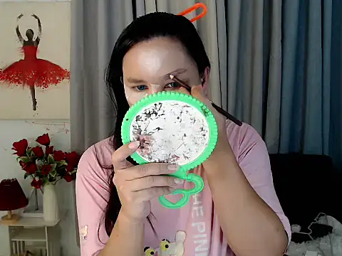 KeraMitenaa online show from November 2025 05:39:02 AM