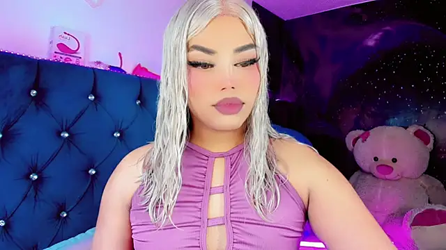 Alannys xHotx online show from March 2026 12:17:01 AM