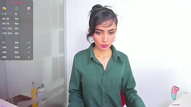 chloehanna online show from January 2026 08:44:02 PM