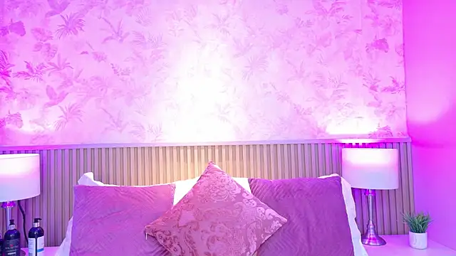 AdelineJhones online show from October 2025 01:34:02 PM