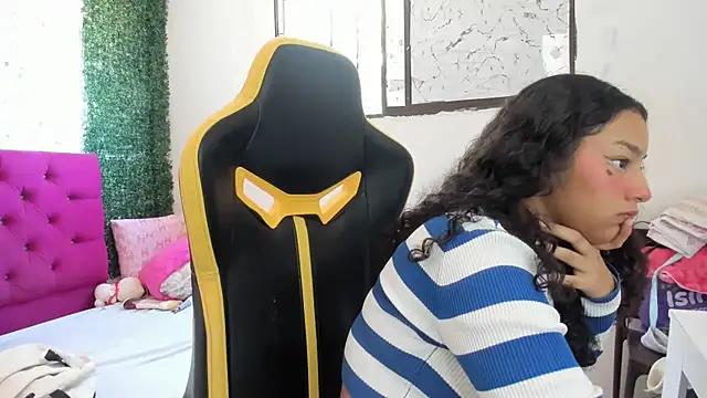 emily stars1 online show from January 2026 04:11:01 PM