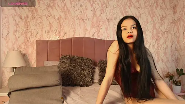 Snapshot of Fantasy_24 chatting on October 2025 05:20:02 PM Fantasy 24 online show from October 2025 05:20:02 PM