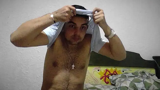 Snapshot of axel_jhones_ chatting on November 2025 10:43:02 PM axel jhones online show from November 2025 10:43:02 PM