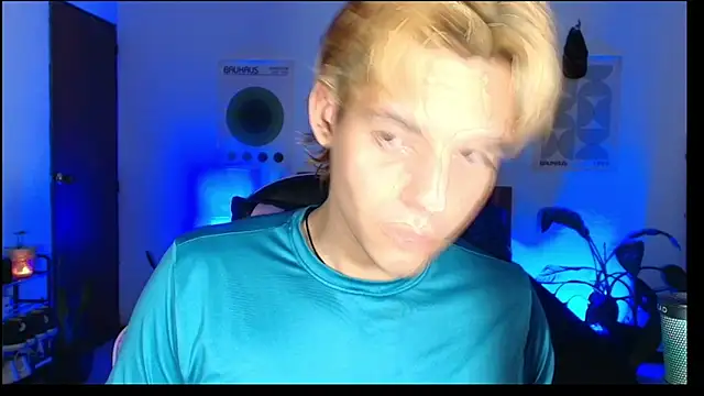 Snapshot of Habel__moretti chatting on February 2026 07:02:02 PM Habel moretti online show from February 2026 07:02:02 PM