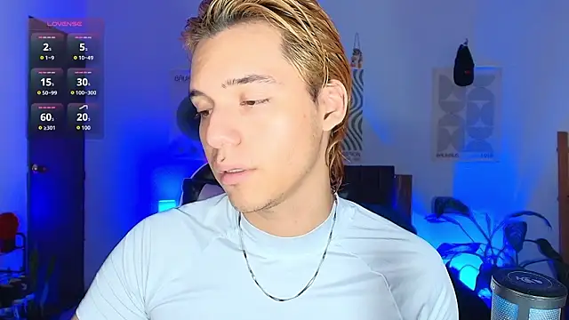 Snapshot of Habel__moretti chatting on February 2026 07:04:02 PM Habel moretti online show from February 2026 07:04:02 PM