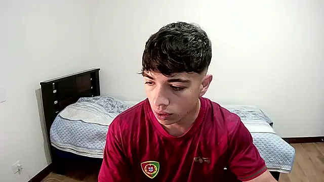 JUSTIN JHONS online show from November 2025 03:39:01 AM