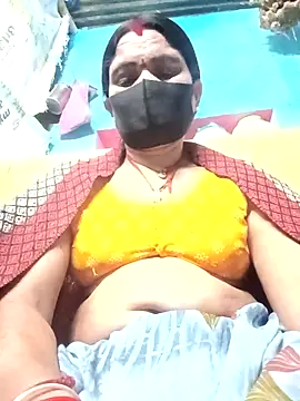 Snapshot of QRAN_YELESA chatting on October 2025 03:13:01 PM QRAN YELESA online show from October 2025 03:13:01 PM