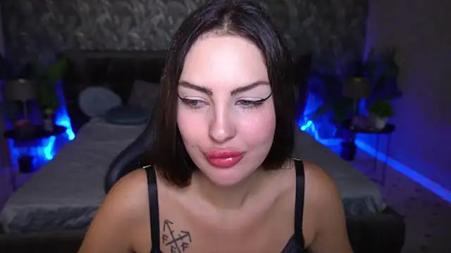 AleksaaJoy online show from June 2026 11:09:02 PM