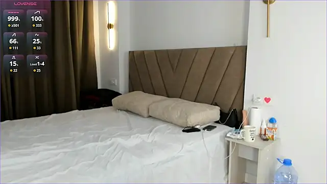 Snapshot of Sunae_love chatting on October 2025 03:47:02 AM Sunae love online show from October 2025 03:47:02 AM