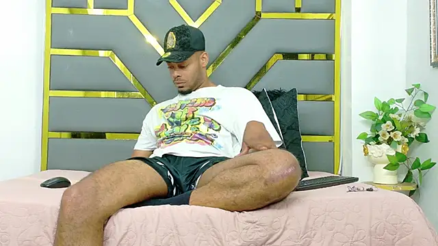 Neytanmalcon online show from November 2025 09:06:01 PM