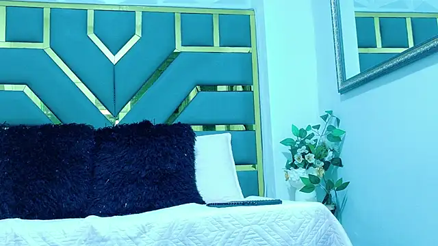 Neytanmalcon online show from December 2025 07:40:02 PM