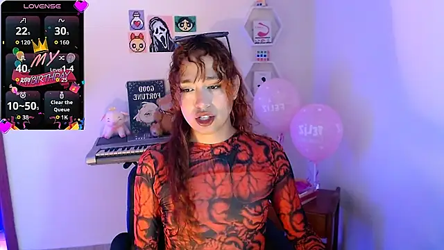 Snapshot of AdelineEsposito chatting on February 2026 03:33:01 AM AdelineEsposito online show from February 2026 03:33:01 AM