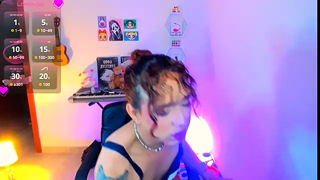 Snapshot of AdelineEsposito chatting on February 2026 05:37:02 AM AdelineEsposito online show from February 2026 05:37:02 AM