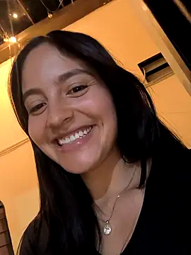 SofiCastro09  online show from March 2026 01:32:01 AM