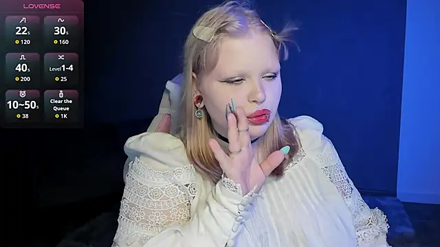 LottieReed online show from May 2026 06:43:02 AM