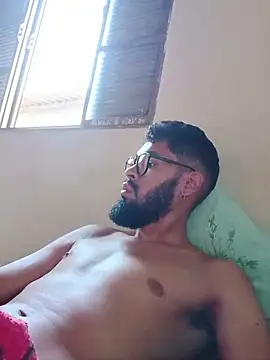 FerrariniHott online show from November 2025 09:31:01 AM