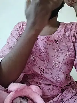 Snapshot of Tushi-10 chatting on June 2026 04:06:01 AM Tushi-10 online show from June 2026 04:06:01 AM