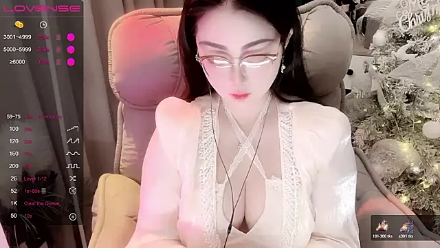 Snapshot of Monica-666888- chatting on April 2026 05:10:01 PM Monica-666888- online show from April 2026 05:10:01 PM