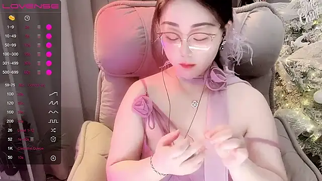 Snapshot of Monica-666888- chatting on April 2026 04:45:01 PM Monica-666888- online show from April 2026 04:45:01 PM