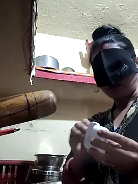 Pyaar Ki Pooja online show from November 2025 04:25:02 AM