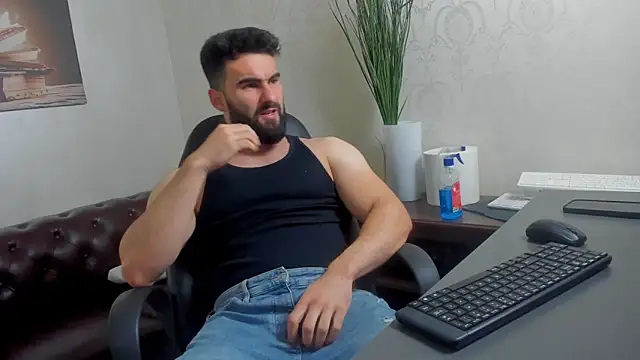 MicahLane online show from November 2025 05:31:02 AM