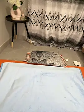 Nicole bash online show from April 2026 11:14:02 AM