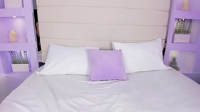 Snapshot of AmyColman_ chatting on February 2026 12:15:01 PM AmyColman online show from February 2026 12:15:01 PM