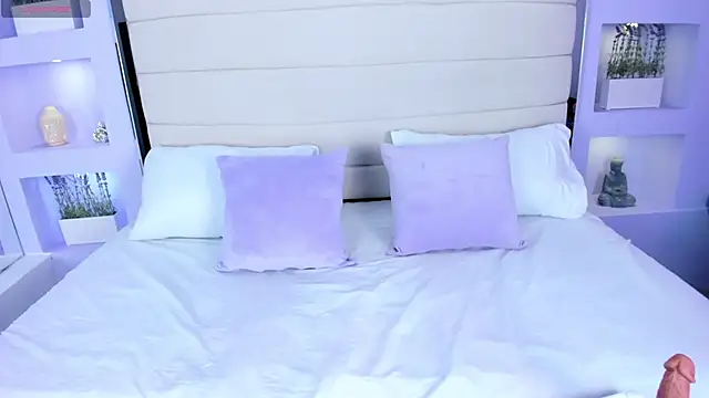 Snapshot of AmyColman_ chatting on February 2026 12:20:01 PM AmyColman online show from February 2026 12:20:01 PM