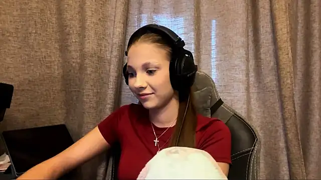 Softixq online show from October 2025 01:13:01 PM