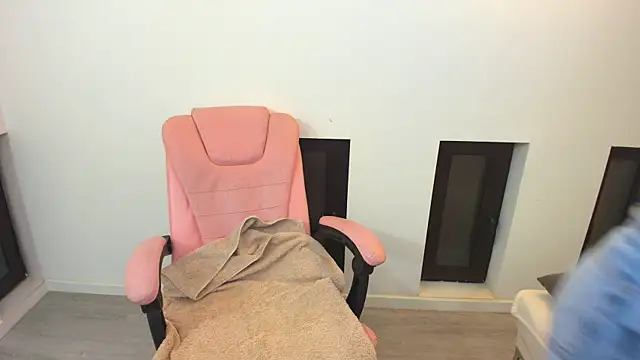 Arya Anna online show from December 2025 05:12:02 AM