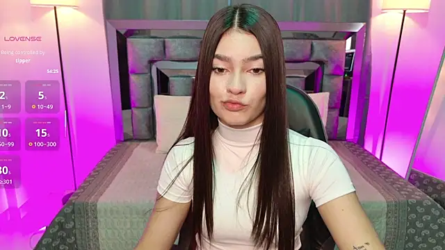 Bella Clark2 online show from February 2026 01:27:02 PM