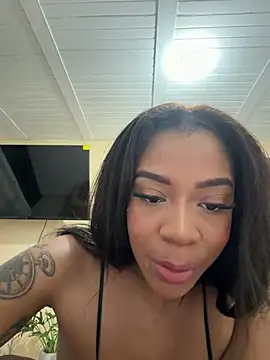 Snapshot of loana_vegas chatting on June 2026 12:39:01 AM loana vegas online show from June 2026 12:39:01 AM