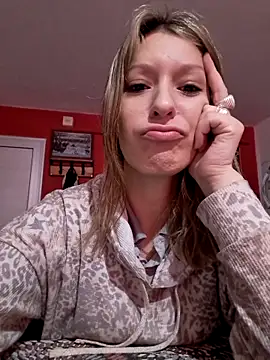 Snapshot of Katyfoxie chatting on October 2025 11:25:01 AM Katyfoxie online show from October 2025 11:25:01 AM