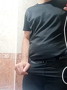 leohot2xx online show from May 2026 10:28:02 PM