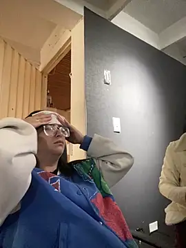 Kloe Novoa online show from January 2026 01:26:01 PM