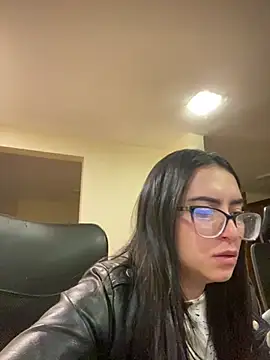 Snapshot of Kloe_Novoa chatting on April 2026 11:04:02 AM Kloe Novoa online show from April 2026 11:04:02 AM