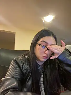 Snapshot of Kloe_Novoa chatting on April 2026 12:21:01 PM Kloe Novoa online show from April 2026 12:21:01 PM