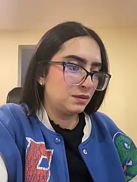 Snapshot of Kloe_Novoa chatting on April 2026 07:58:02 PM Kloe Novoa online show from April 2026 07:58:02 PM