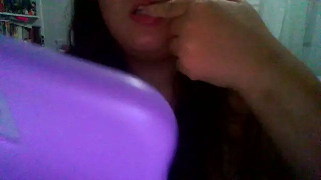 Snapshot of crazzyanne chatting on February 2026 05:05:02 AM crazzyanne online show from February 2026 05:05:02 AM