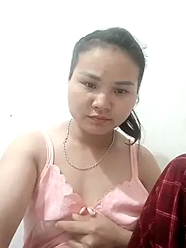 Snapshot of Beny_x chatting on November 2025 09:42:02 PM Beny x online show from November 2025 09:42:02 PM